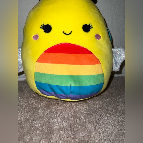 New Sunny the Bee Pride Collection Squishmallows - Picture 6 of 10